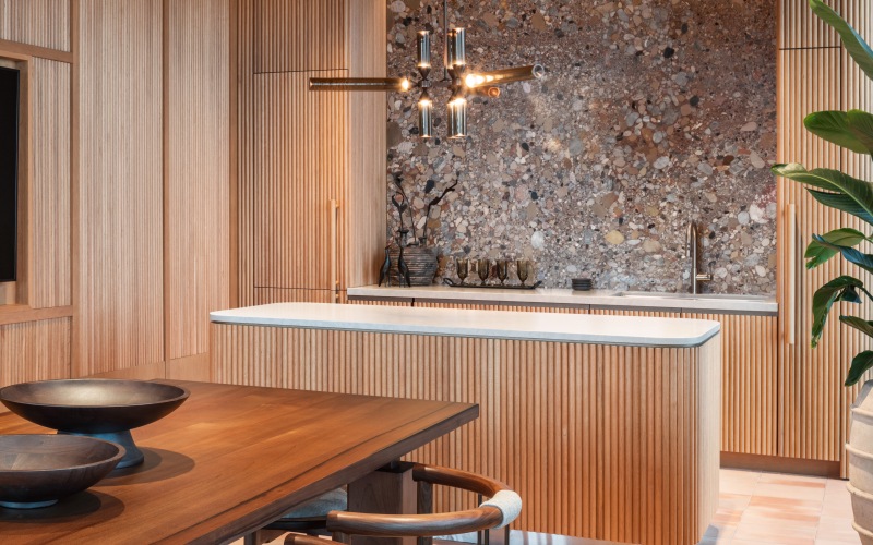 kitchen lounge with ample space for movement